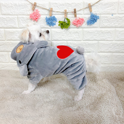 冬向けの犬用洋服、ふわふわで暖かいクマさん着ぐるみドッグウェア。防寒対策◎。汚れ防止＆抜け毛対策に最適。おしゃれで可愛いデザインが小型犬のお散歩や部屋着にもぴったり。