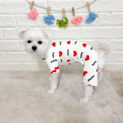 春・夏・秋向けの犬用洋服、おしゃれで可愛い赤いハート柄ドッグウェア。紫外線対策・汚れ防止・抜け毛対策◎。伸縮性があり着脱簡単。小型犬にも快適な着心地で部屋着やお出かけにも最適。