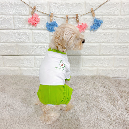 春夏向けの犬用洋服、おしゃれで可愛いアボカド柄ドッグウェア。紫外線・防蚊・汚れ防止◎。抜け毛対策にも最適。柔らか素材で動きやすく、小型犬の部屋着やお散歩にもぴったり。