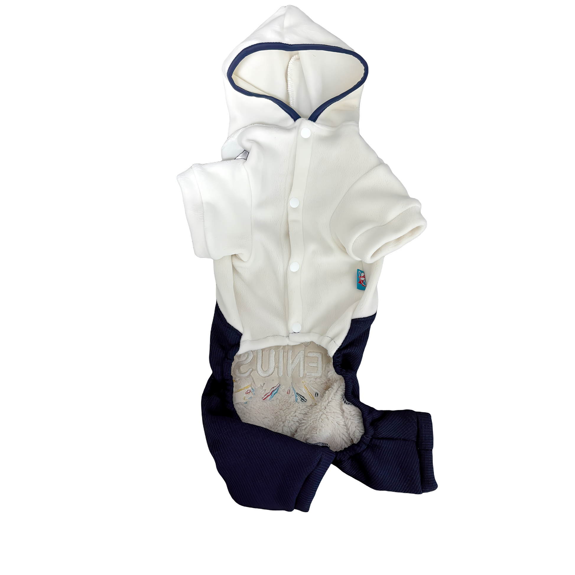 「秋冬向けの犬用洋服、おしゃれなオーバーオール風ドッグウェア。暖か素材で防寒対策◎。汚れ防止＆抜け毛対策にも最適。前ボタン仕様で着脱簡単な小型犬向けデザイン。