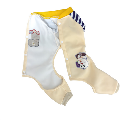 春・秋向けの犬用洋服、おしゃれで可愛いボーダーデザインのドッグウェア。防寒・汚れ防止・抜け毛対策◎。後ろボタン仕様で着脱簡単、小型犬にも快適なロンパース型デザイン。