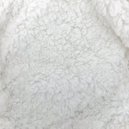 秋冬向けの犬用洋服、ふわふわで暖かいウエストポーチ付きドッグウェア。防寒・汚れ防止・抜け毛対策◎。前ボタン仕様で着脱簡単、小型犬にも快適なおしゃれなデザイン。