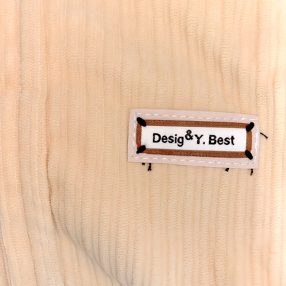 秋冬向けの犬用洋服、ふわふわで暖かいストライプデザインのドッグウェア。防寒・汚れ防止・抜け毛対策に最適。前ボタン仕様で着脱簡単、小型犬にもおすすめ。