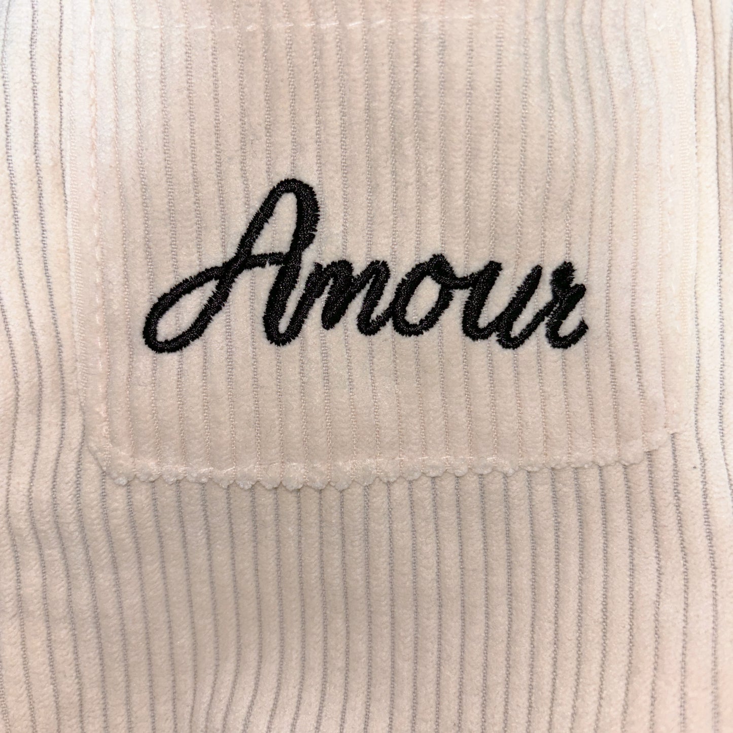 春秋向けの小型犬用おしゃれなロンパース